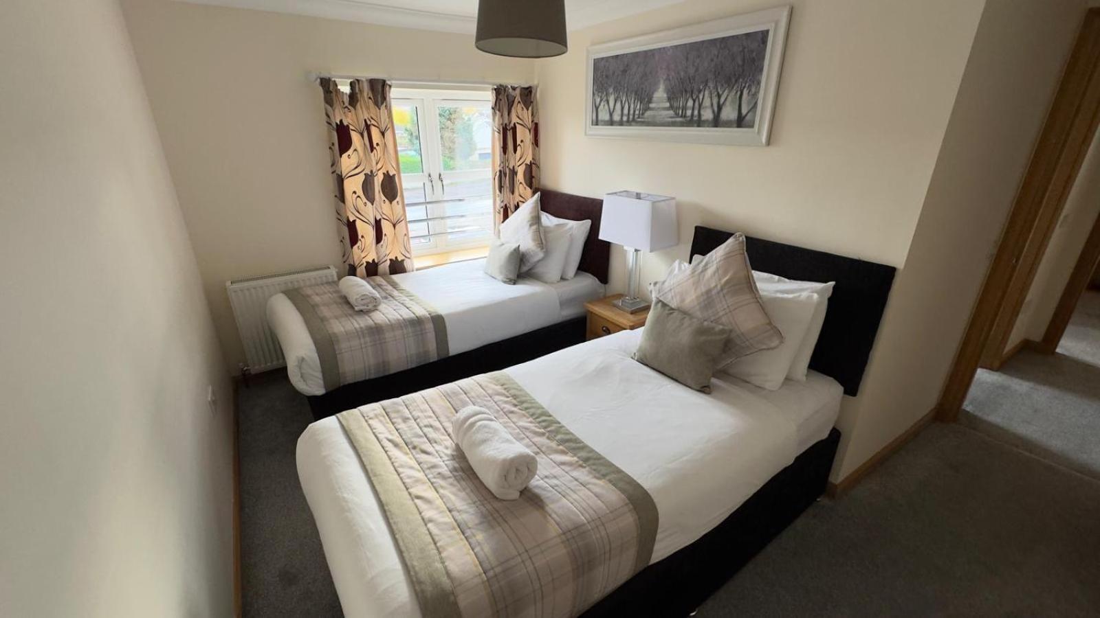 The Waverley Inn Holiday Homes Inverness Buitenkant foto