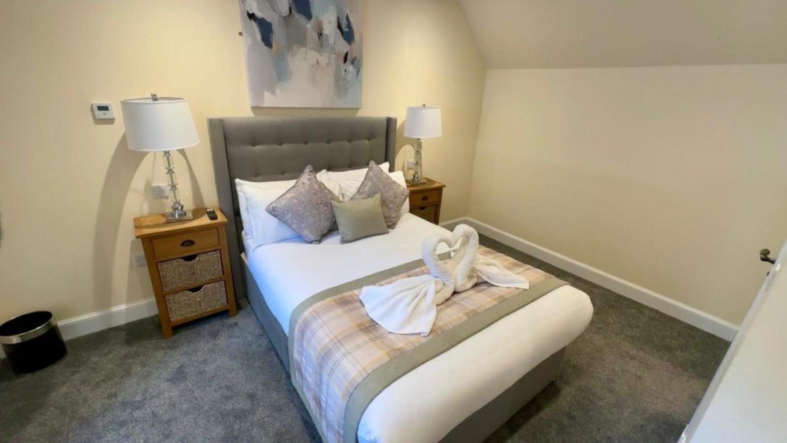 The Waverley Inn Holiday Homes Inverness Buitenkant foto